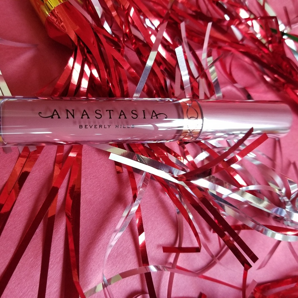 NWOB Anastasia BH Liquid Lipstick in Poet! Full-sz